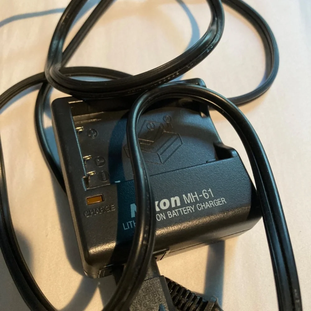 Nikon COOLPIX PE80 10.1 MP camera